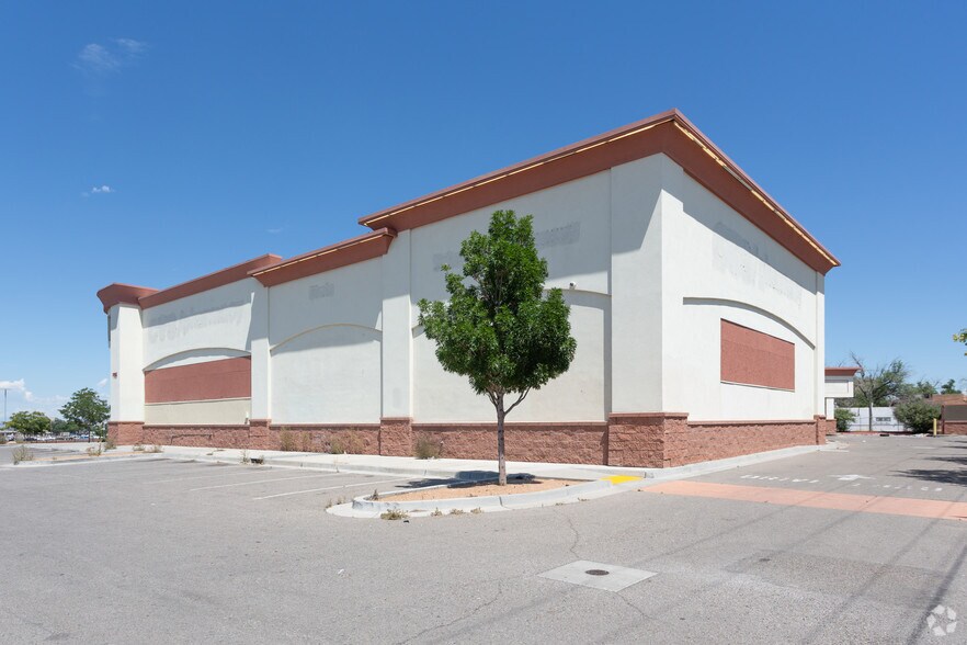 More Photos Of 7105 Central Ave NE, Albuquerque Drugstore For Sale