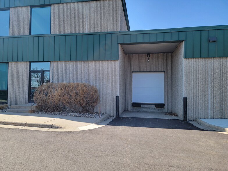 More Photos Of 2600 W 49th St, Sioux Falls Office For Lease