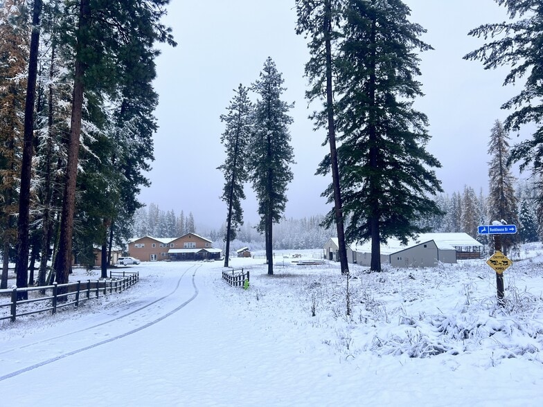 More Photos Of 3378 Northport Flat Creek Rd, Kettle Falls Specialty For Sale