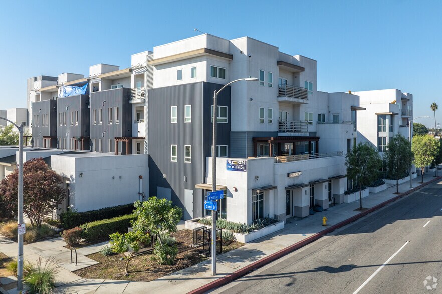 Primary Photo Of 4200 Whittier Blvd, Los Angeles Apartments For Lease