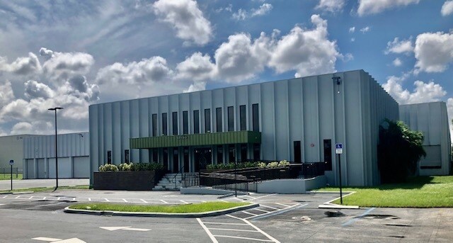 More Photos Of 10100 NW 25th St, Miami Warehouse For Lease