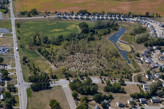 More Photos Of W Broad Street & John Reese Pkwy, Pataskala General Retail For Sale