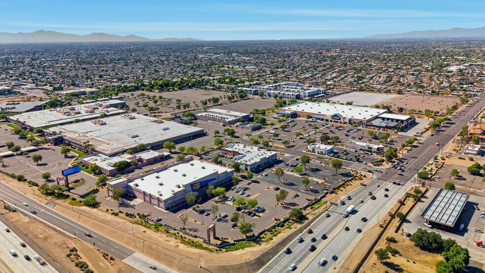 More Photos Of 2737 W Thunderbird Rd, Phoenix Freestanding For Lease