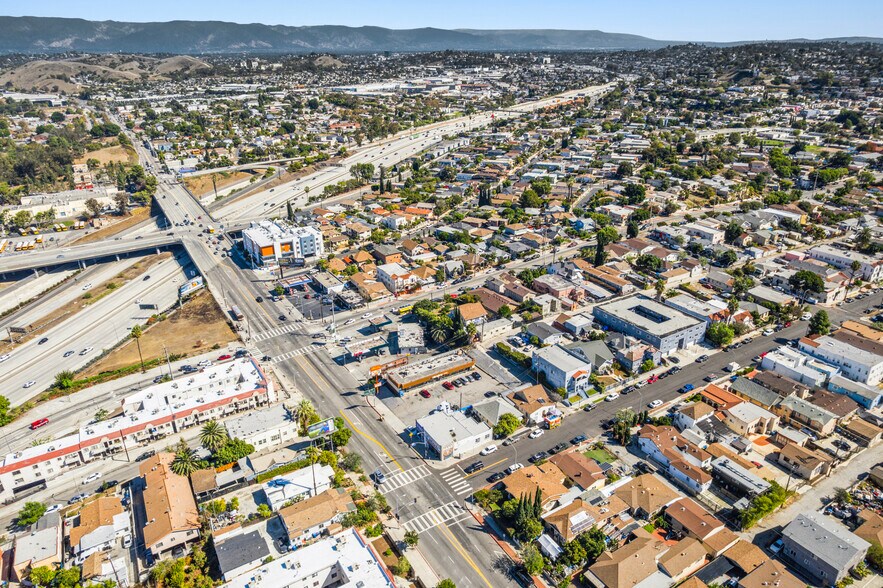 More Photos Of 900 N Soto St, Los Angeles General Retail For Sale