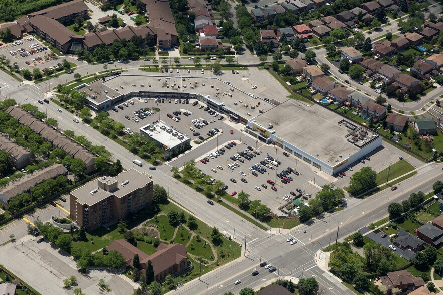 Primary Photo Of 925 Rathburn Rd E, Mississauga General Retail For Lease