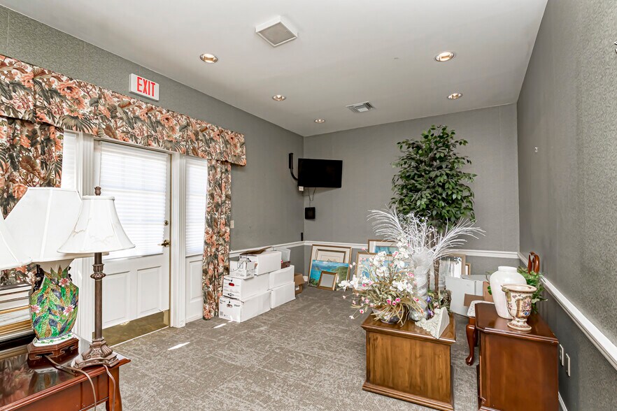 More Photos Of 8425 Cumberland Pl, Baton Rouge Medical For Lease