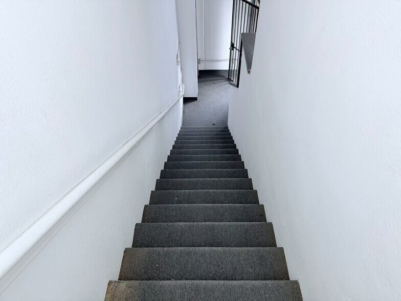 More Photos Of 2492 Technology Dr, Hayward Research And Development For Sale