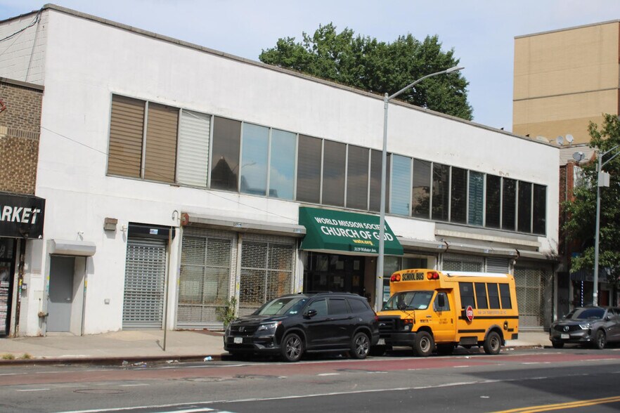 More Photos Of 3119 Webster Ave, Bronx Storefront Retail Office For Lease