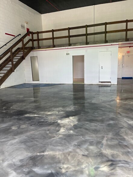 More Photos Of 20200 NW 2nd Ave, Miami Industrial For Sale