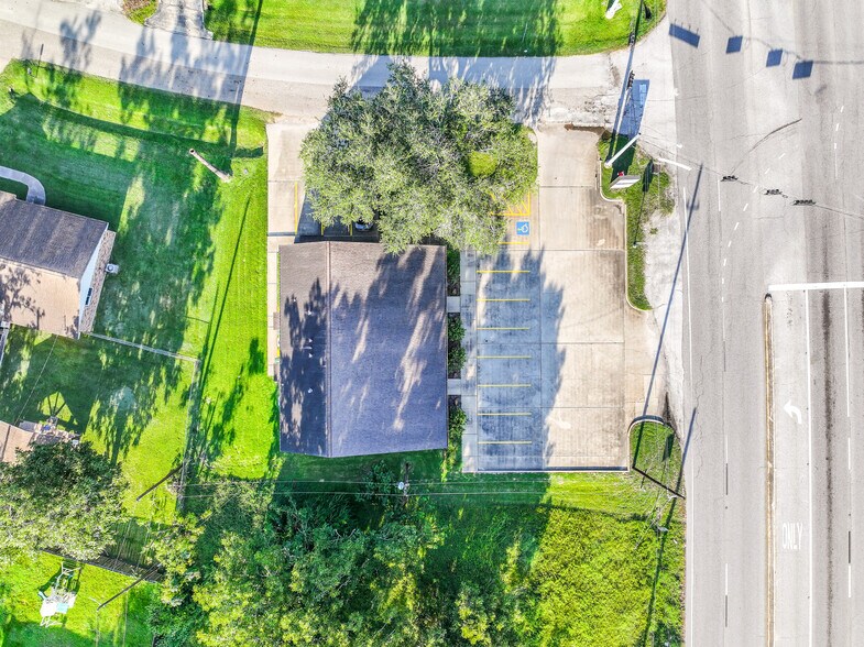 More Photos Of 5001 Broadway St, Pearland Office For Lease