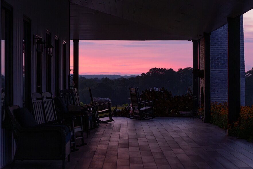 More Photos Of 2199 Roosterville Rd, Roopville Horse Stables For Sale