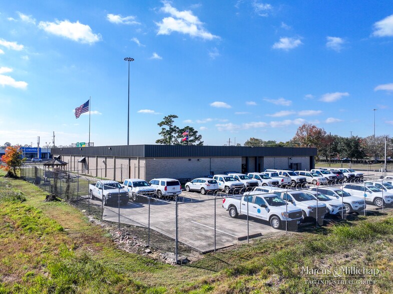 More Photos Of 3870 Eastex Fwy, Beaumont Office For Sale