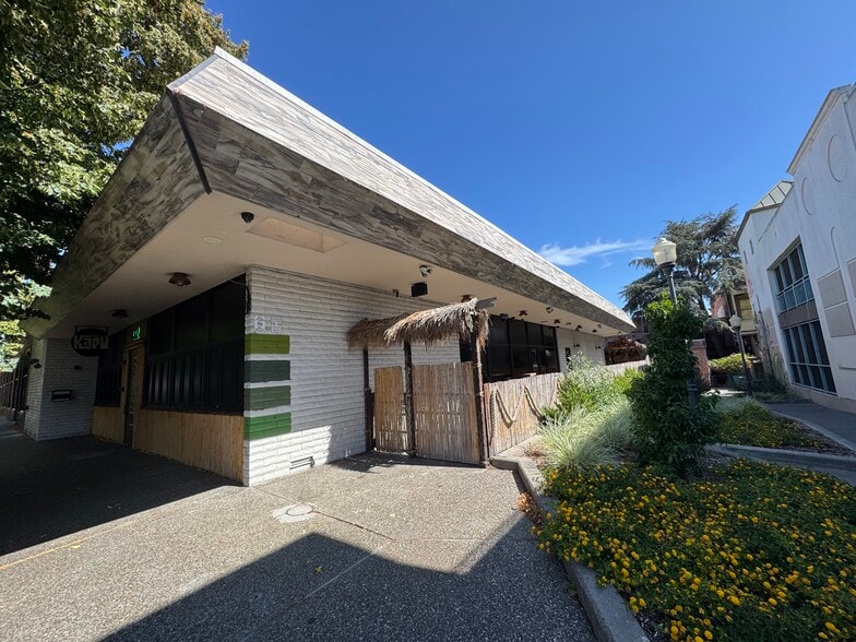 Primary Photo Of 132 Keller St, Petaluma Restaurant For Sale