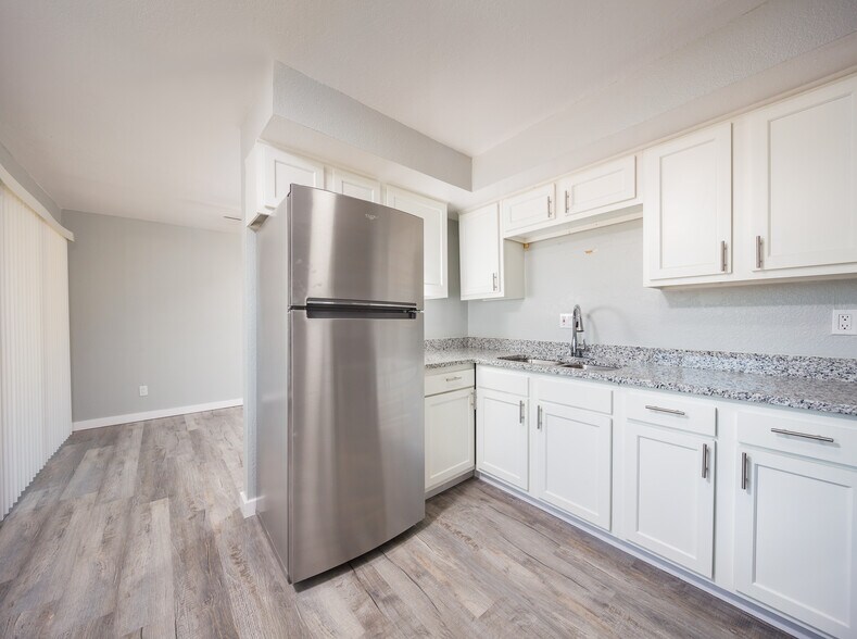 More Photos Of 238 W Navajo Rd, Tucson Apartments For Sale