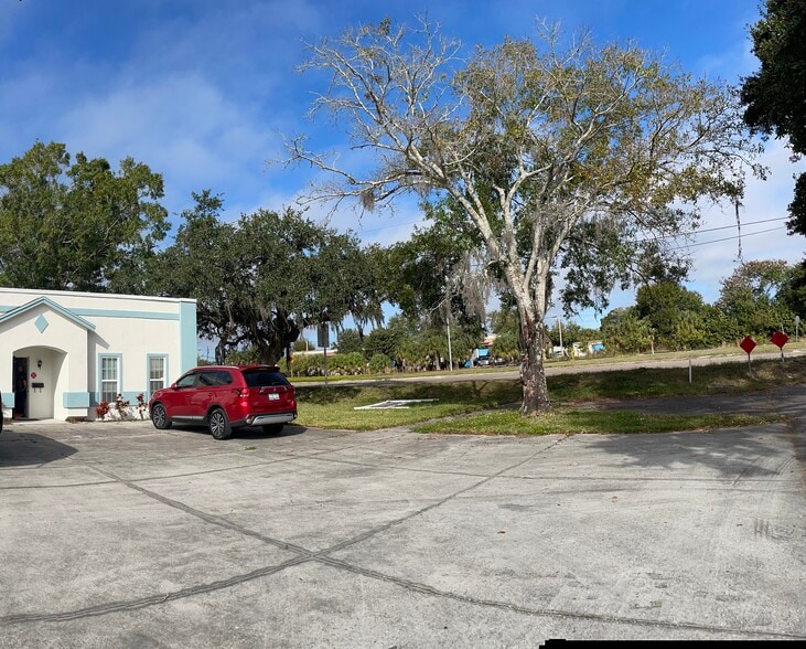 More Photos Of 200 Congress St, Oldsmar Office For Sale
