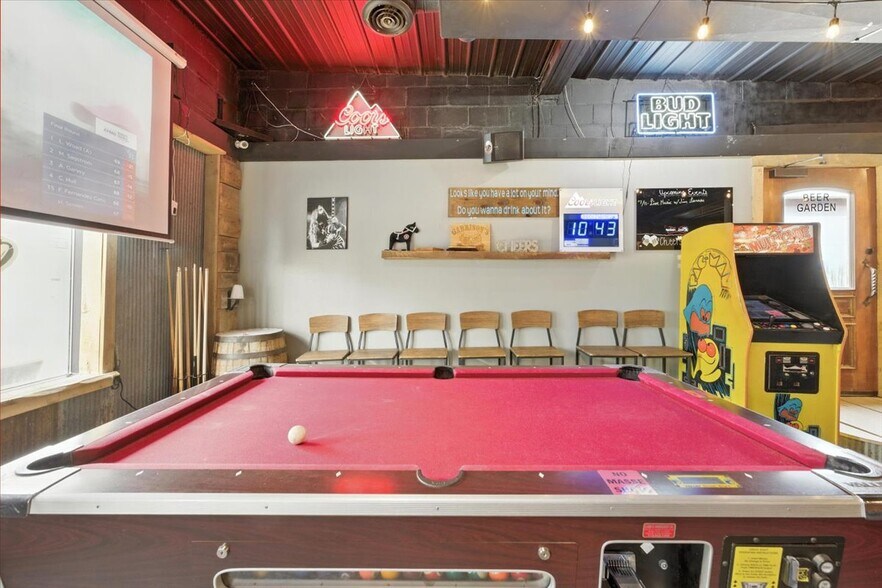 More Photos Of 501-503 Iowa Ave, Essex Storefront Retail Residential For Sale