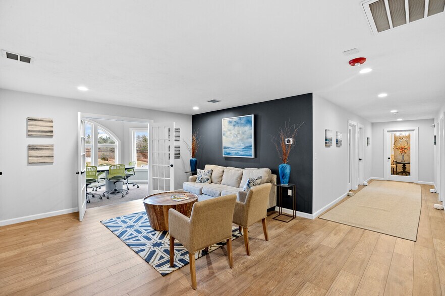 More Photos Of 1112 Washington St, Hanover Storefront Retail Office For Sale