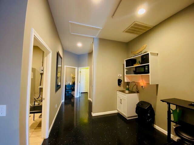 More Photos Of 1552 Natchez Dr, Festus Medical For Lease