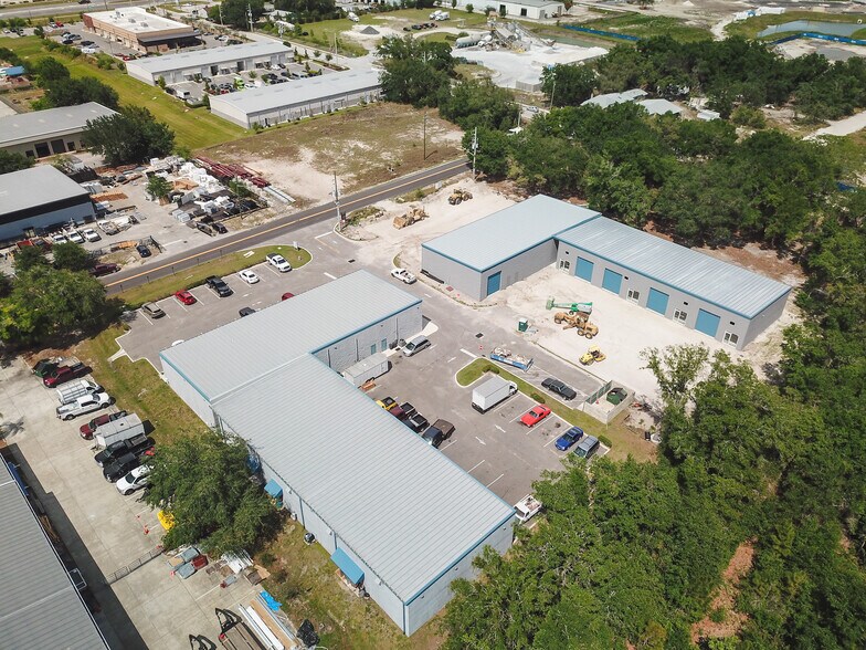 More Photos Of 1445 Hamlin Ave, Saint Cloud Light Distribution For Lease