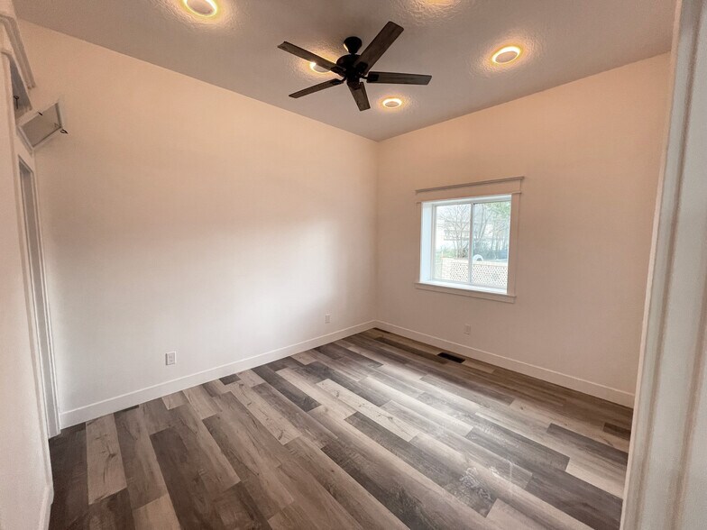 More Photos Of 475 800 w, Provo Multifamily For Sale