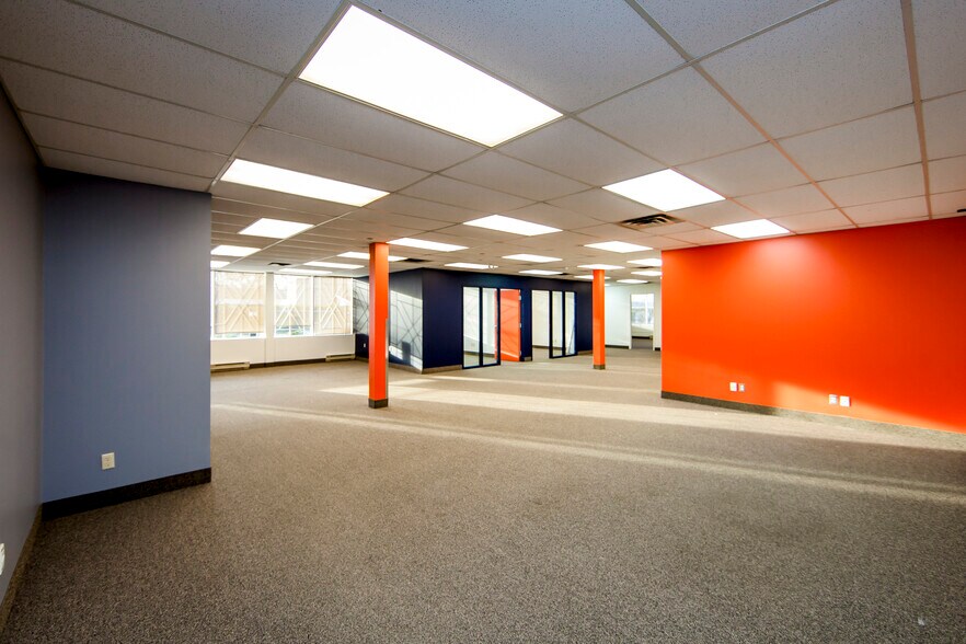 More Photos Of 308 Legget Dr, Ottawa Office For Lease