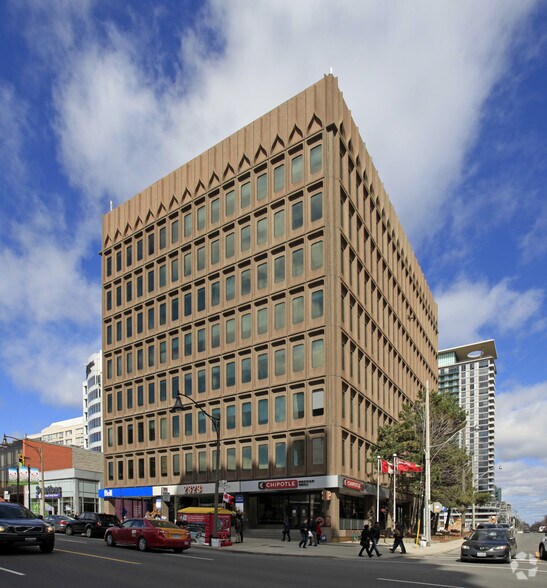 More Photos Of 2323 Yonge St, Toronto Office For Lease