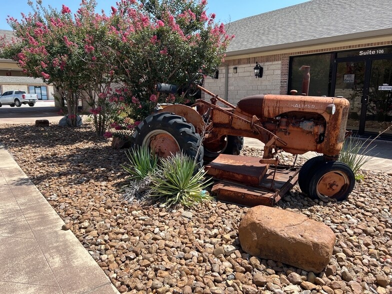 More Photos Of 4003 W Stan Schlueter Loop, Killeen Medical For Lease