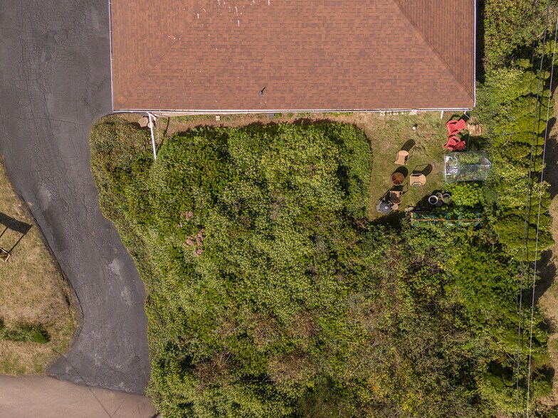 More Photos Of 3510 NE Highway 101, Lincoln City Hotel For Sale