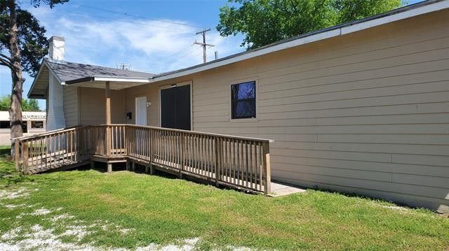 More Photos Of 816 E Milam St, Mexia Medical For Sale