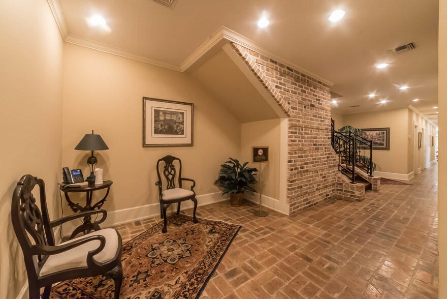 More Photos Of 1414 25th Ave, Gulfport Medical For Lease