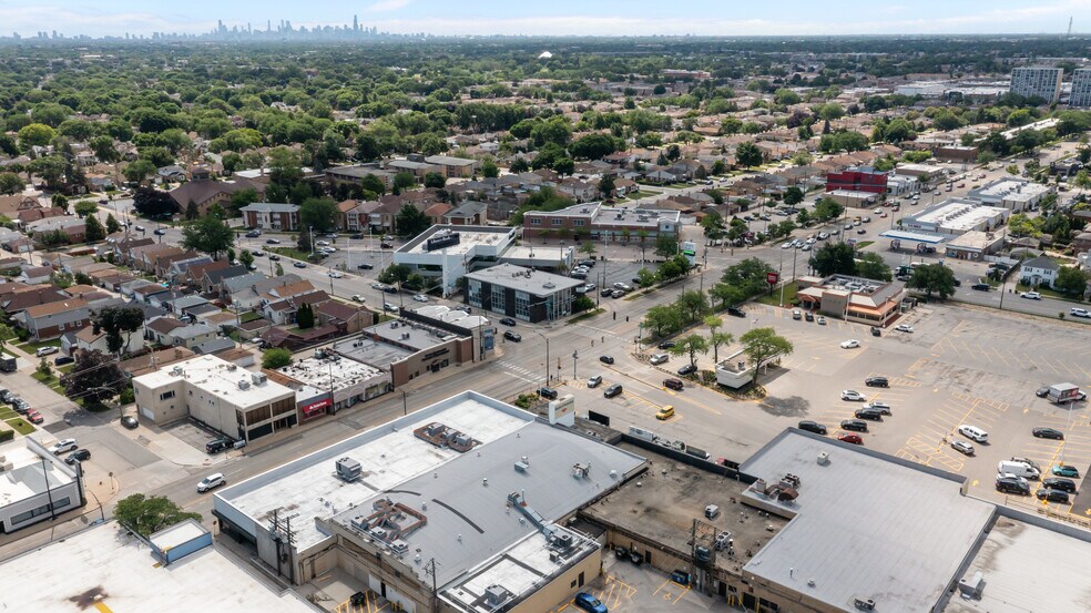 More Photos Of 5151 N Harlem Ave, Chicago Medical For Sale