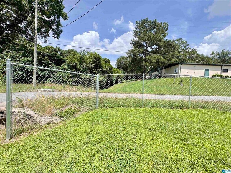 More Photos Of 1609 6th St N, Birmingham Apartments For Sale