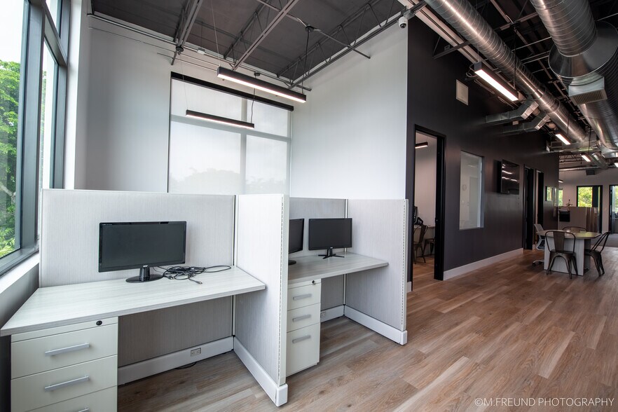 More Photos Of 1985 N Andrews Ave, Wilton Manors Freestanding For Lease