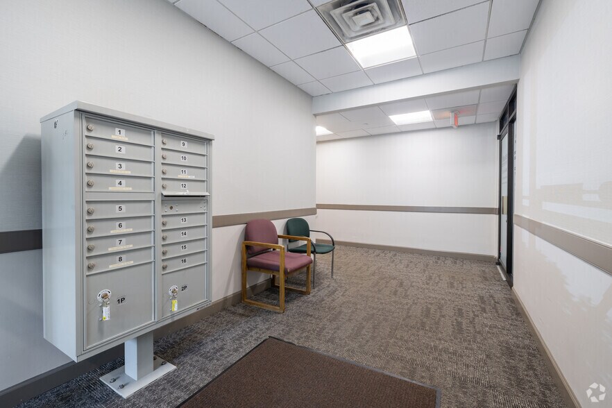 More Photos Of 275-277 Forest Ave, Paramus Medical For Sale