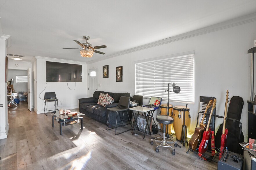 More Photos Of 2517 W Beverly Blvd, Montebello Storefront Retail Residential For Sale