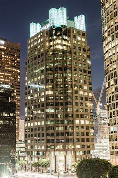 More Photos Of 801 S Figueroa St, Los Angeles Office For Lease