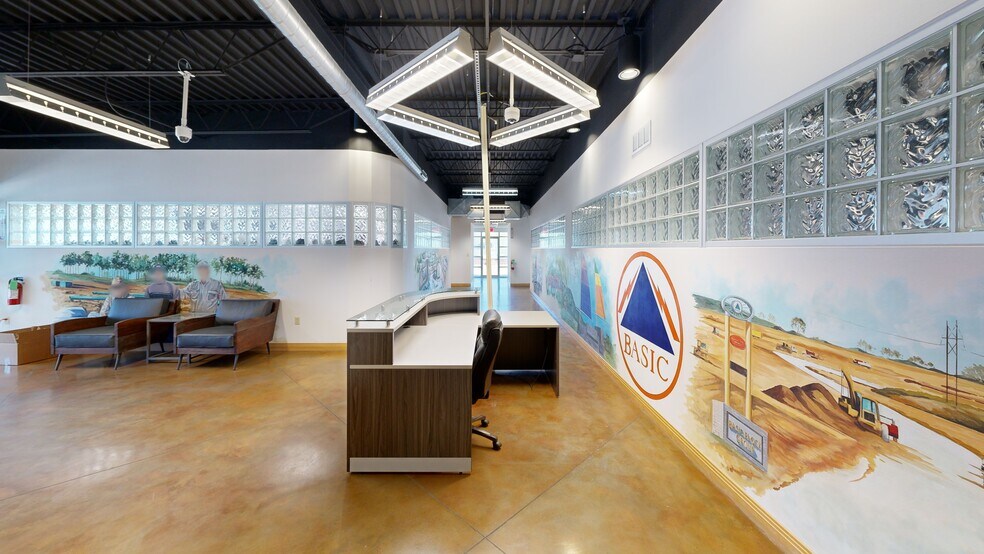 More Photos Of 1695 Electric Ave, Springdale Warehouse For Lease