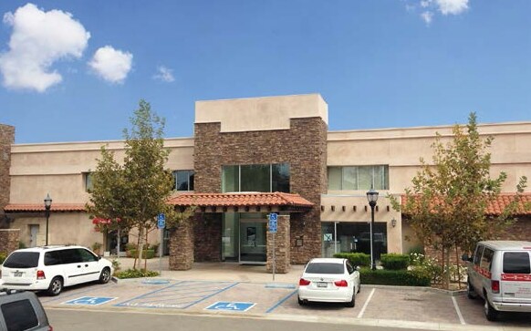 More Photos Of 19034-19042 Soledad Canyon Rd, Santa Clarita Medical For Lease