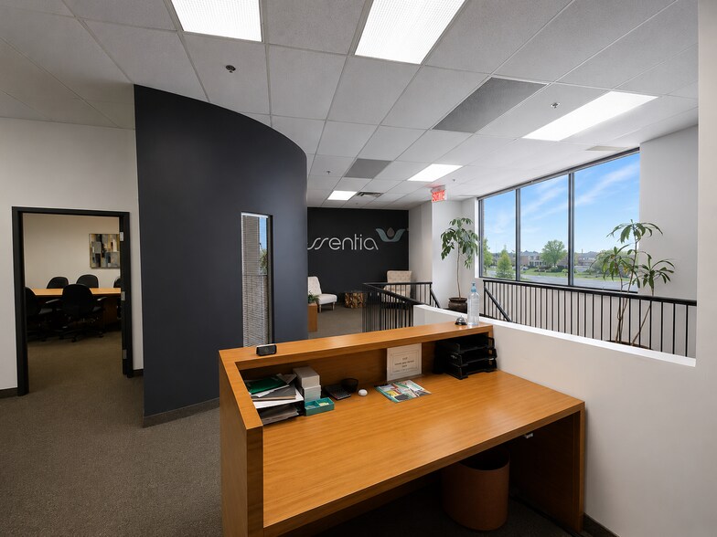 More Photos Of 2700-2760 Boul Daniel-Johnson, Laval Warehouse For Lease