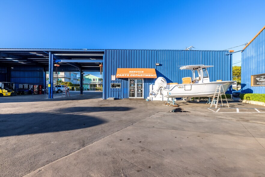 More Photos Of 90400 Overseas Hwy, Tavernier Marina For Sale