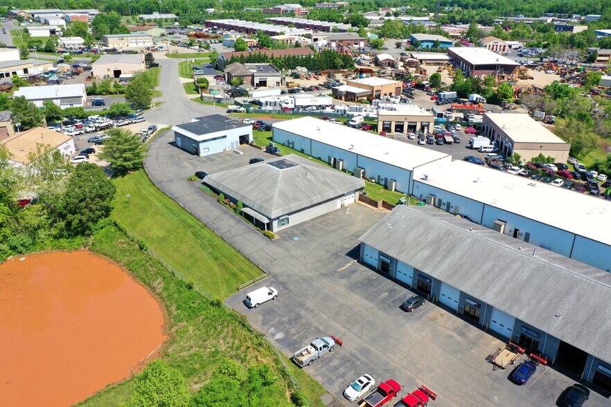 More Photos Of 9208 Venture Ct, Manassas Park Warehouse For Lease