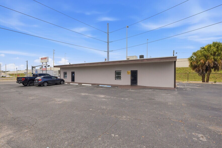 More Photos Of 507 E Dr Martin Luther King Jr Blvd, Tampa Medical For Sale