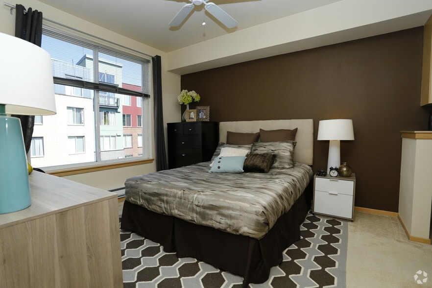 More Photos Of 11718 97th Ln NE, Kirkland Unknown For Sale