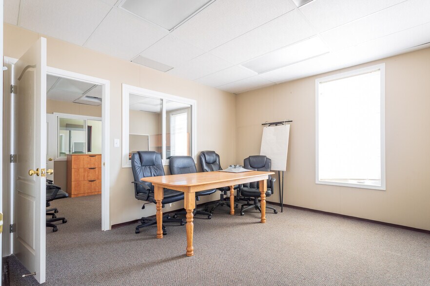 More Photos Of 310 Williams Industrial Dr, Neilburg Service For Sale