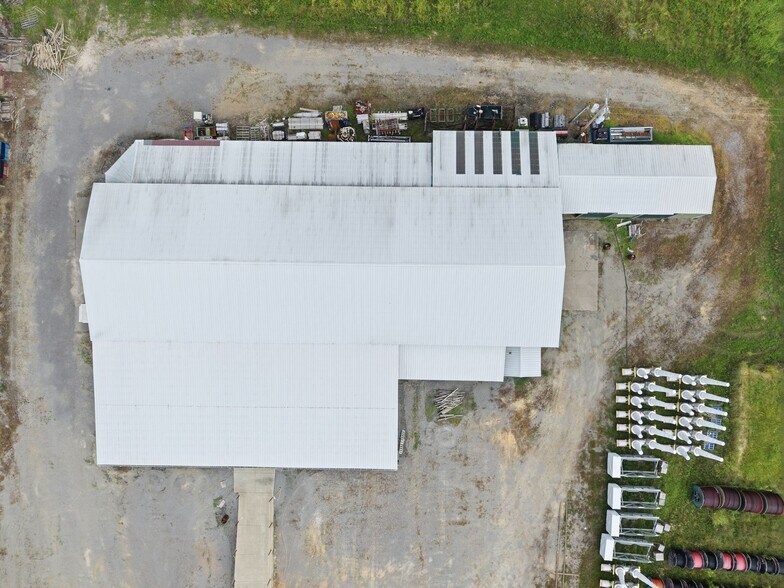 More Photos Of 7624 Liberty Rd, Columbia Manufacturing For Sale