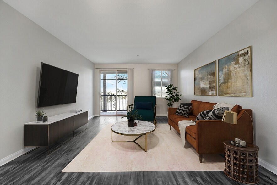 More Photos Of 5395 Napa St, San Diego Apartments For Lease