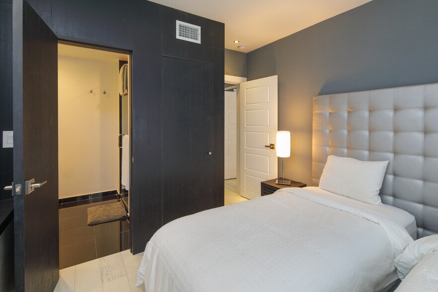 More Photos Of 560 Michigan Ave, Miami Beach Apartments For Sale