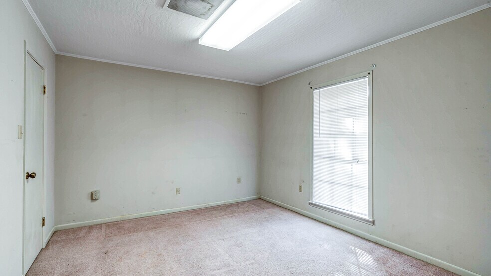 More Photos Of 518 Old Richton Rd, Petal Office Residential For Sale