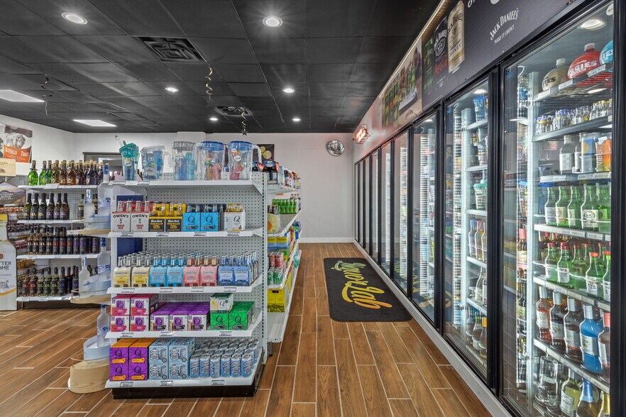 More Photos Of 3800 Ryan St, Lake Charles Storefront For Sale