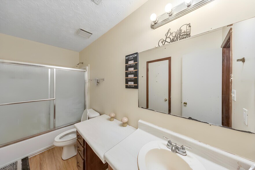 More Photos Of 145 Hunters Ln, Fayetteville Multifamily For Sale